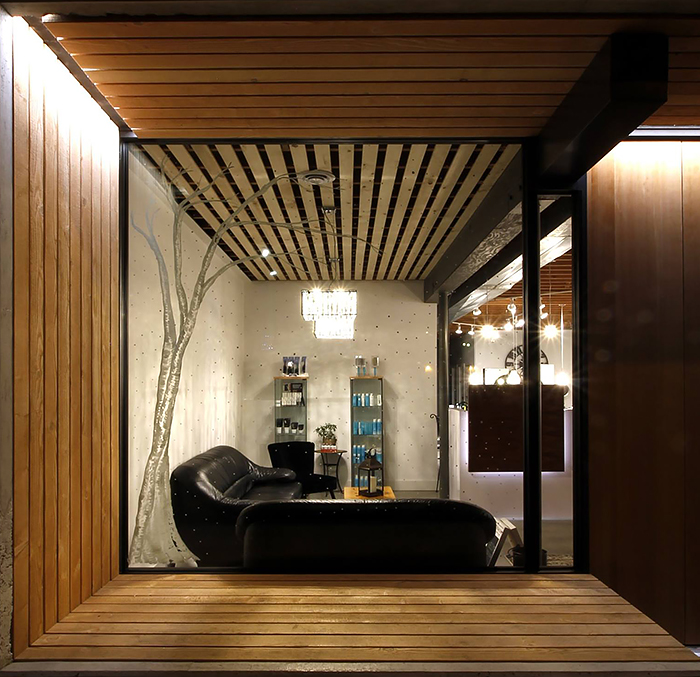 salon_exterior window in